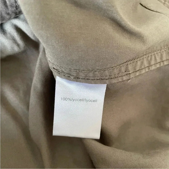 Pam & Gela ruffle army shirt in Loden - Picture 9 of 14